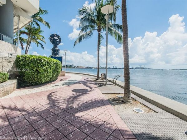 325 S Biscayne Blvd , Unit 2114, Miami, FL 33131