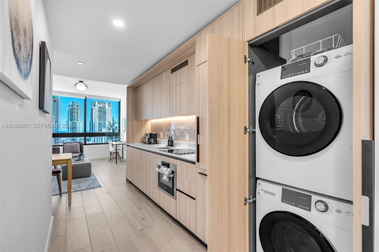 225 N Miami Ave, Unit 3501, Miami, FL 33128 Photo