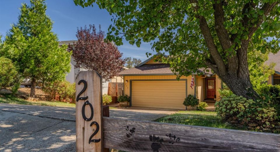202 Westview Dr, Jackson, CA 95642 Photo