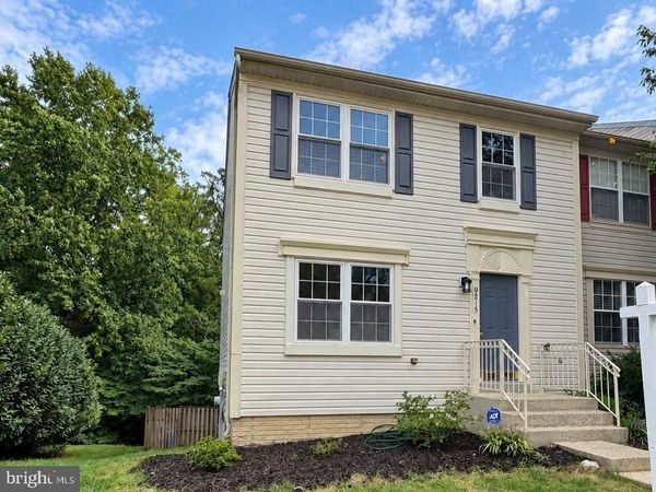 9215 HOWLAND, LAUREL, MD 20723