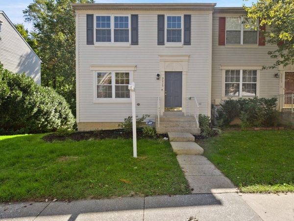 9215 HOWLAND, LAUREL, MD 20723