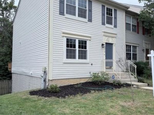9215 HOWLAND, LAUREL, MD 20723