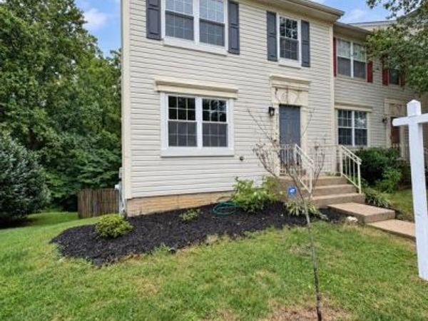 9215 HOWLAND, LAUREL, MD 20723