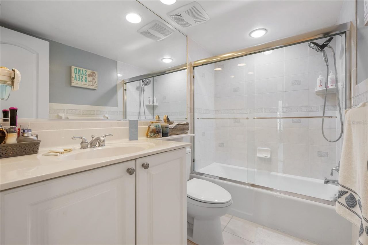 3806 Gulf Of Mexico Drive, Unit C209, Longboat Key, FL 34228 Photo