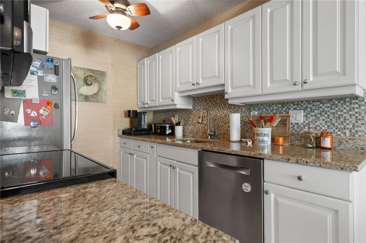 3806 Gulf Of Mexico Drive, Unit C209, Longboat Key, FL 34228 Photo