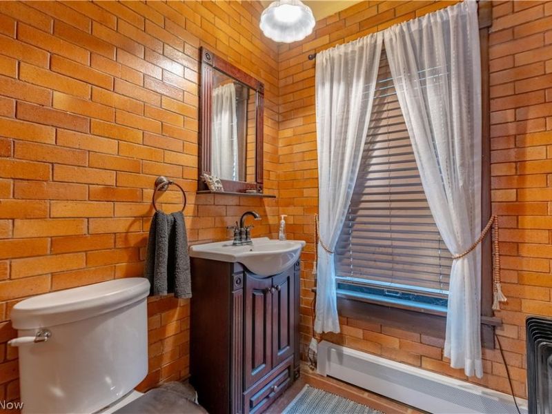 325 15th Street NW, Canton, OH 44703 Photo 8