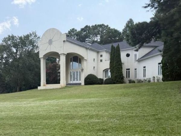 110 Standing Oak Place , Fayetteville, GA 30214