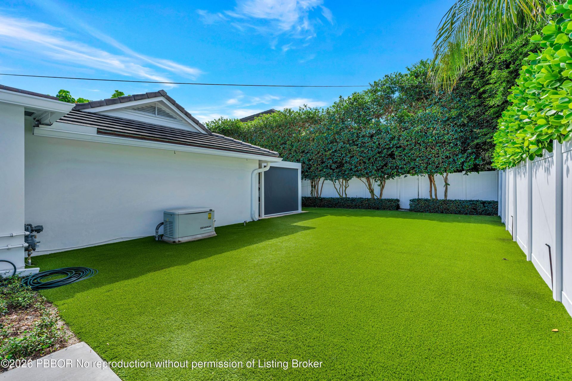 136 Worth Court S, West Palm Beach, FL 33405 Photo