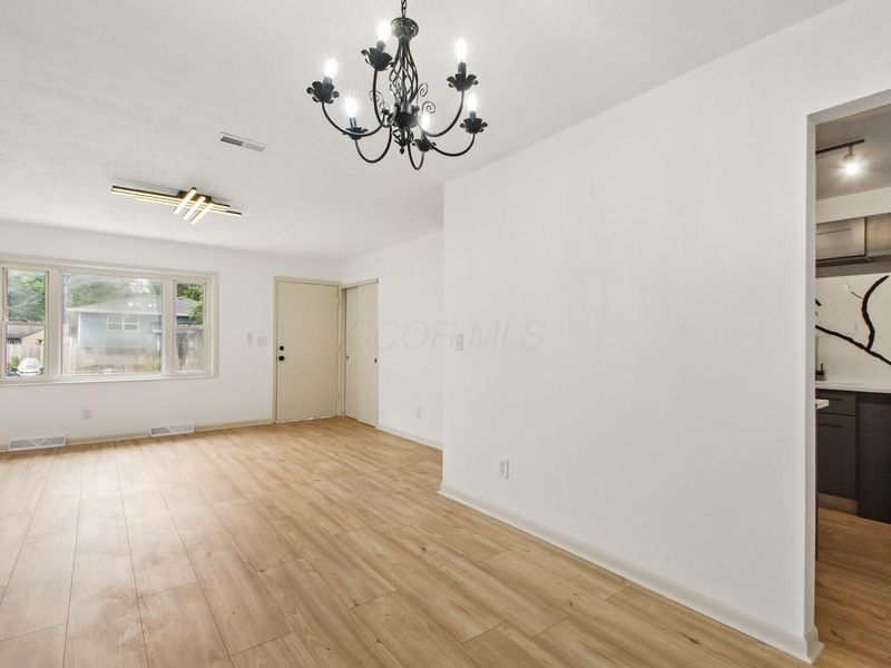 5145 Fullerton Drive , Columbus, OH 43232 Photo 11