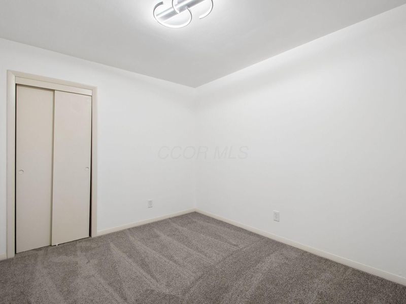 5145 Fullerton Drive , Columbus, OH 43232 Photo 18