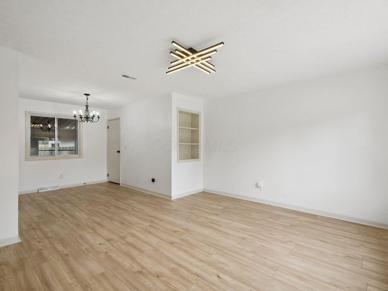5145 Fullerton Drive , Columbus, OH 43232 Photo 6