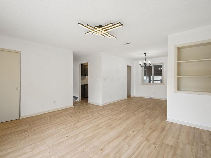 5145 Fullerton Drive , Columbus, OH 43232 Photo 7