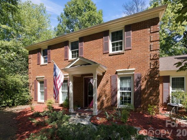 6134 Hickory Forest Drive , Charlotte, NC 28277