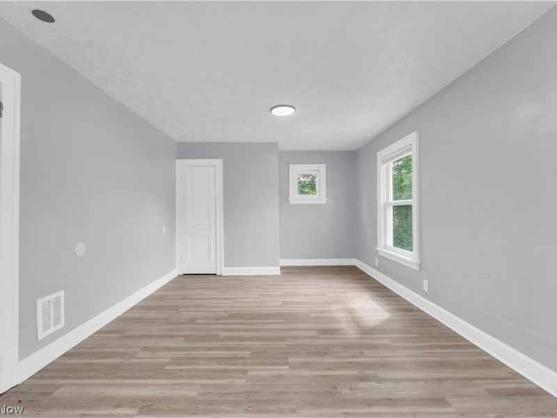 12701 Rexford Avenue, Cleveland, OH 44105 Photo 12