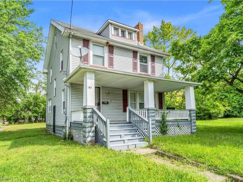 12701 Rexford Avenue, Cleveland, OH 44105 Photo 2