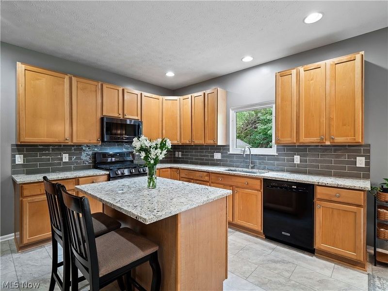 4754 Belmont Drive, Avon, OH 44011 Photo 14