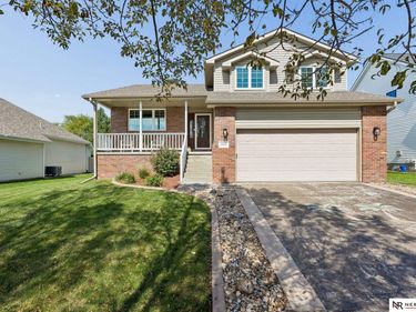 2822 O'Shea Drive, Lincoln, NE 68516