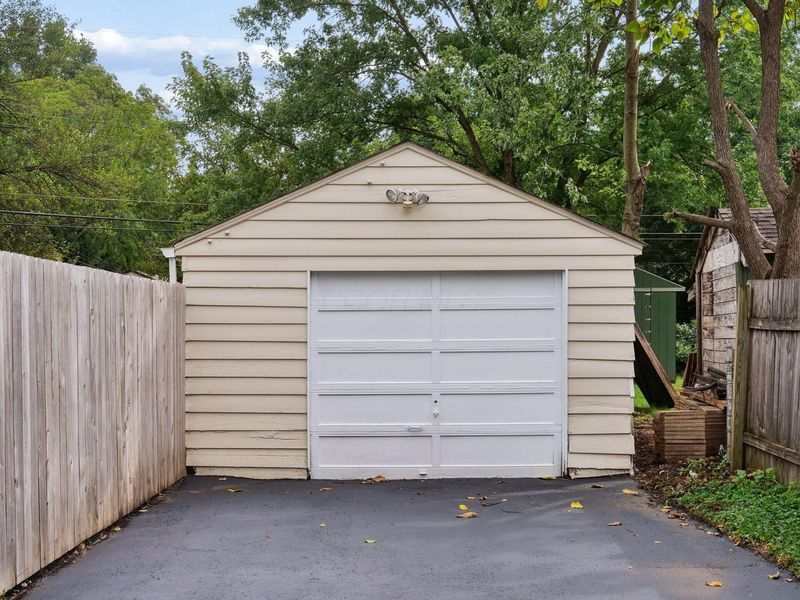 633 Wetmore Road, Columbus, OH 43214 Photo 35