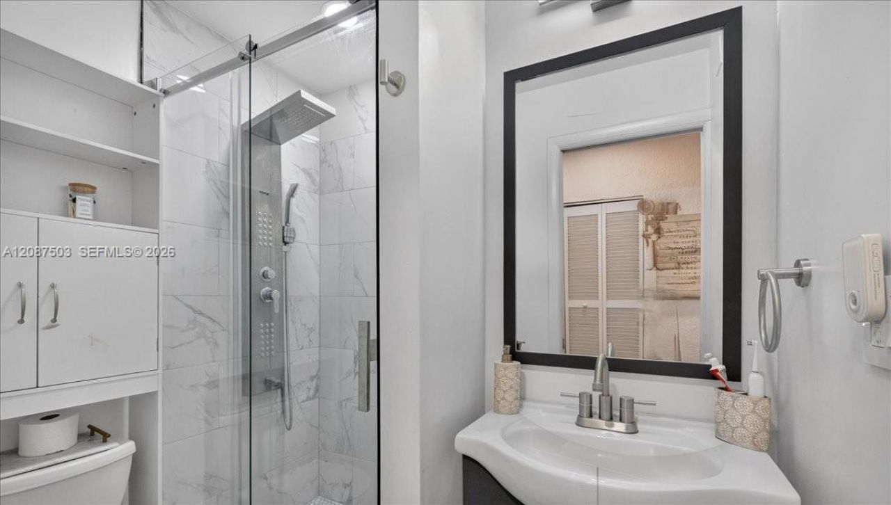 1131 N 75th Ave, Unit 1131, Hollywood, FL 33024 Photo