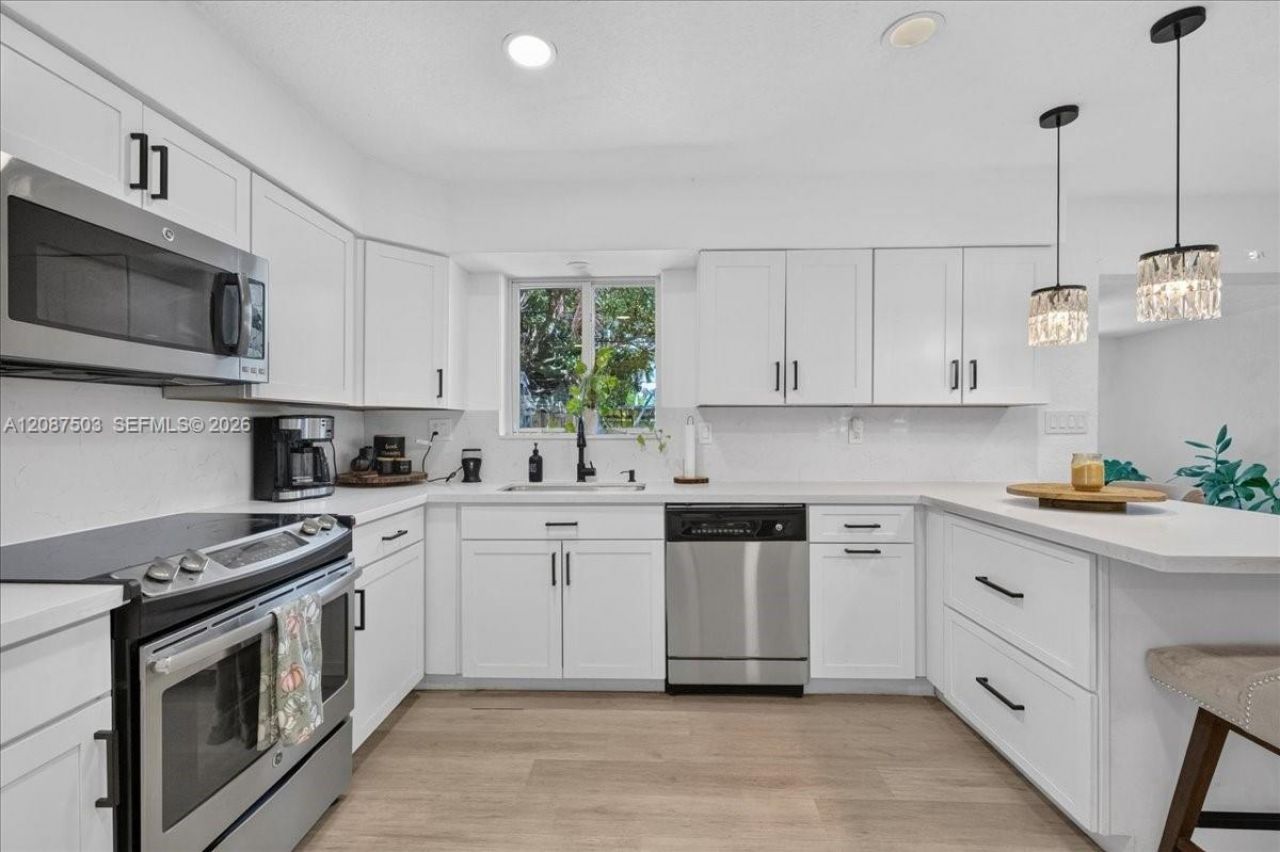 1131 N 75th Ave, Unit 1131, Hollywood, FL 33024 Photo