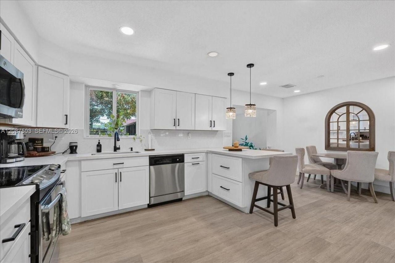 1131 N 75th Ave, Unit 1131, Hollywood, FL 33024 Photo