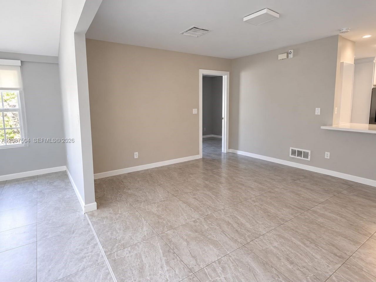 1418 NW 101st St, Miami, FL 33147 Photo