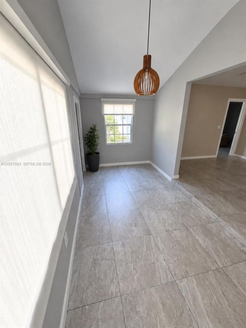 1418 NW 101st St, Miami, FL 33147 Photo