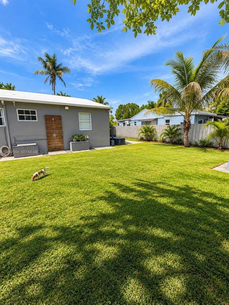1418 NW 101st St, Miami, FL 33147 Photo