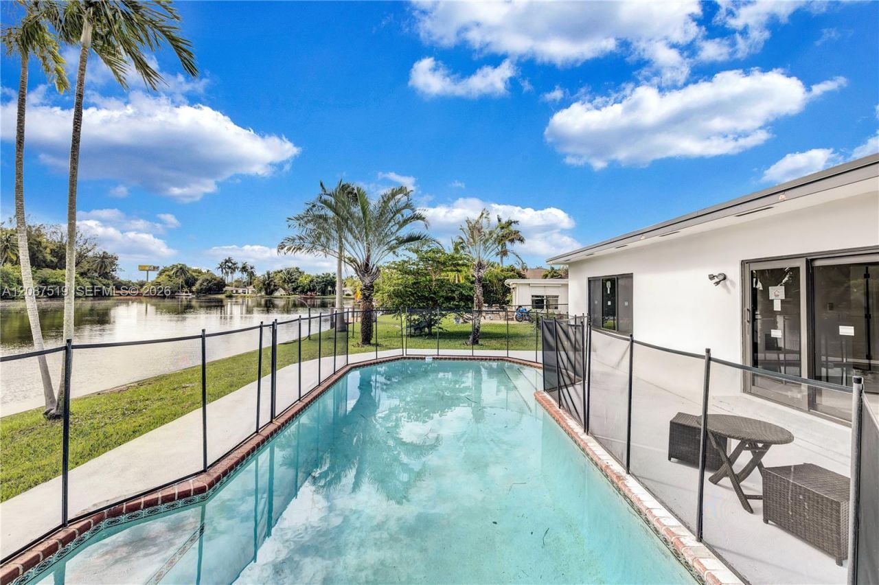 217 N 31st Ave, Hollywood, FL 33021 Photo
