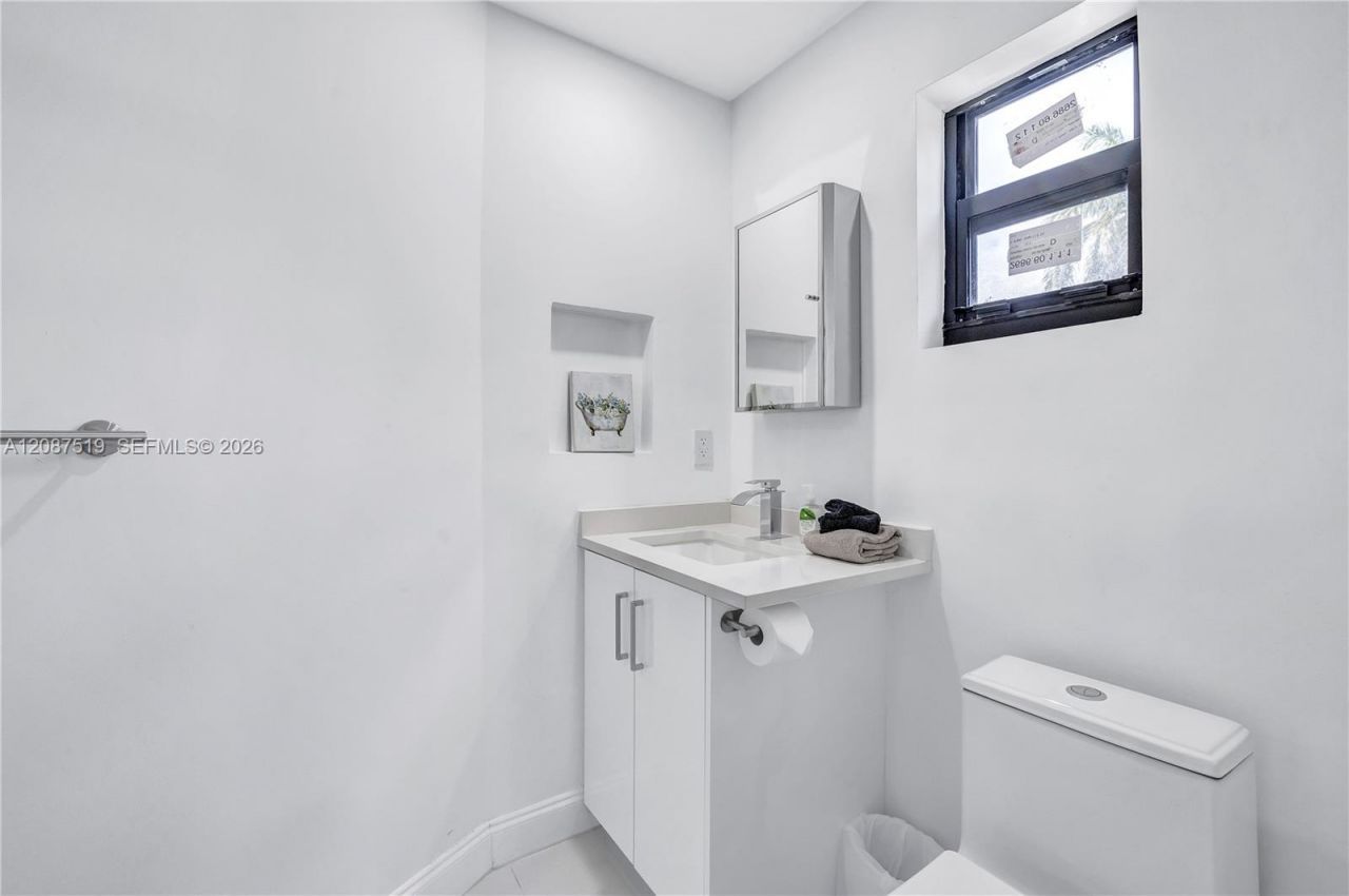 217 N 31st Ave, Hollywood, FL 33021 Photo