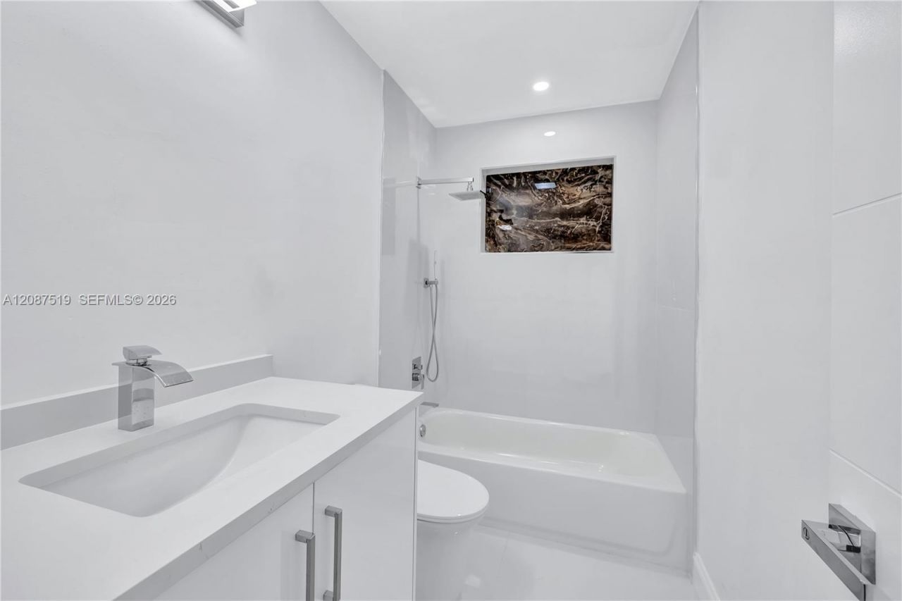 217 N 31st Ave, Hollywood, FL 33021 Photo