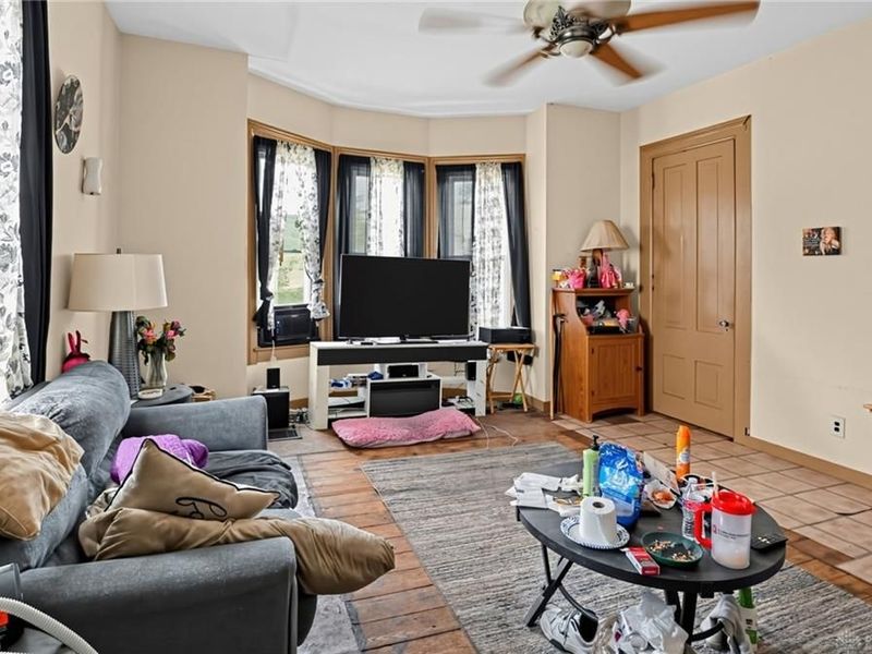 207 S Shaffer Street, Springfield, OH 45506 Photo 9