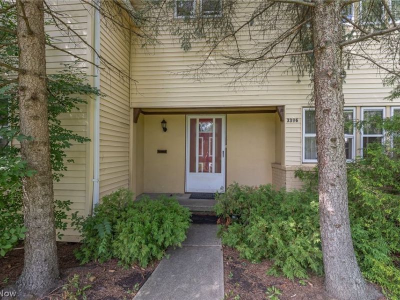 3396 Chalfant Road, Shaker Heights, OH 44120 Photo 1