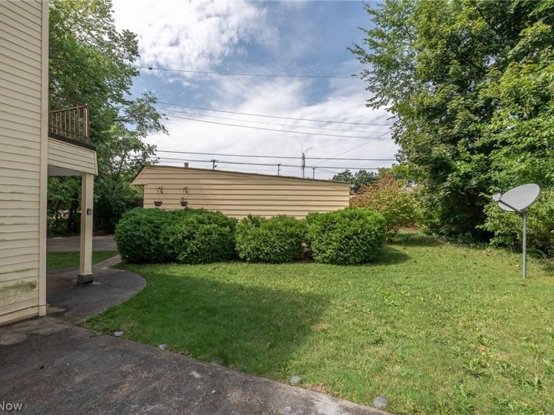 3396 Chalfant Road, Shaker Heights, OH 44120 Photo 30
