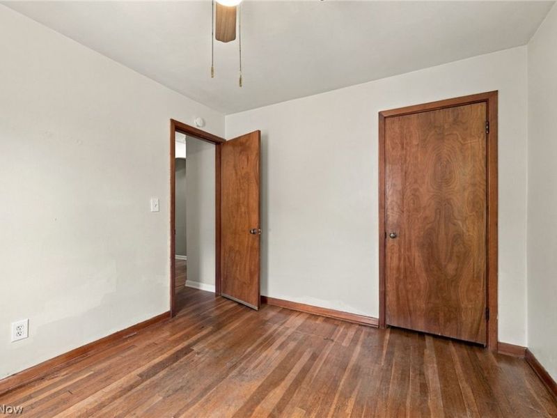 690 Autumn Drive, Amherst, OH 44001 Photo 18