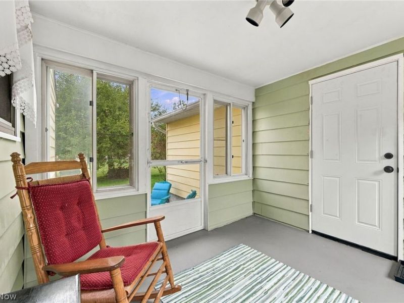 690 Autumn Drive, Amherst, OH 44001 Photo 19