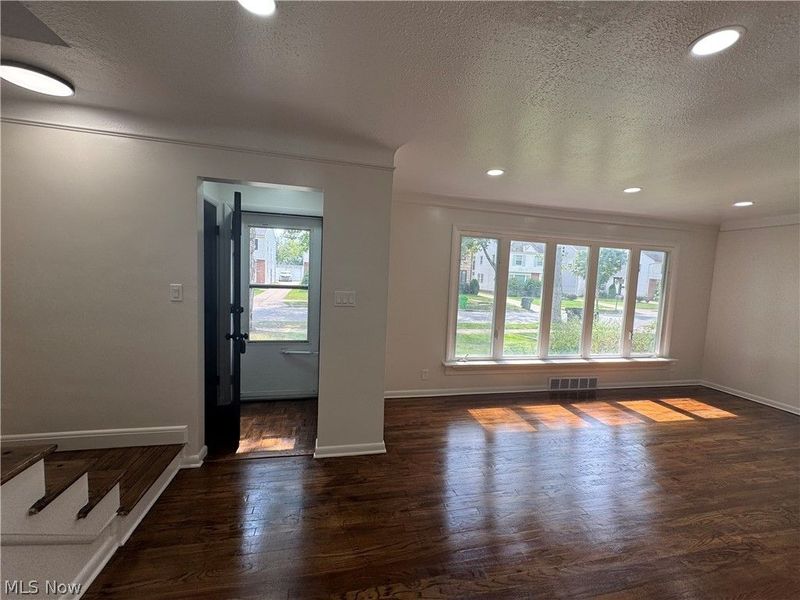 4029 Hinsdale Road, South Euclid, OH 44121 Photo 3