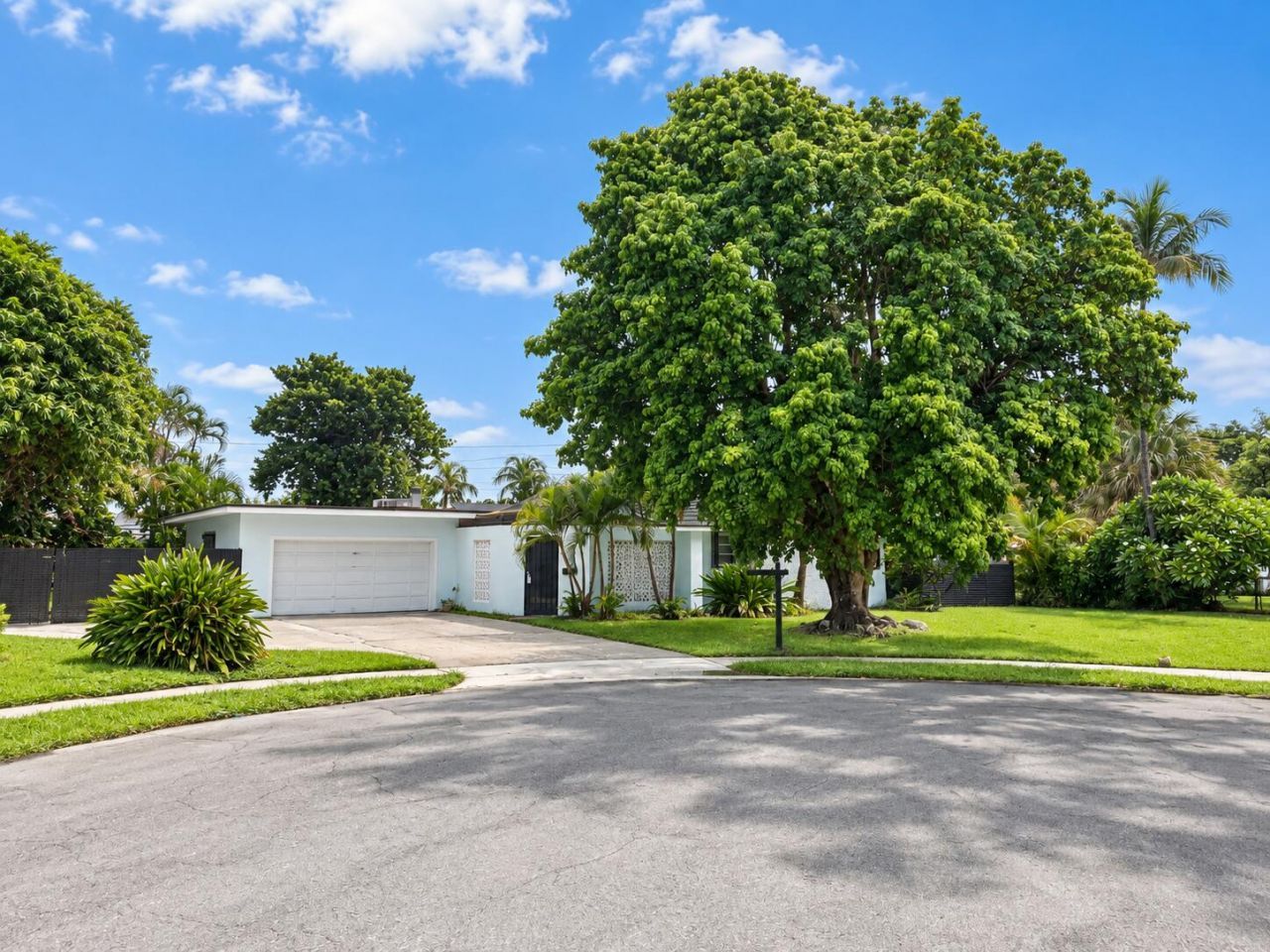 878 Fathom Court, North Palm Beach, FL 33408 Photo