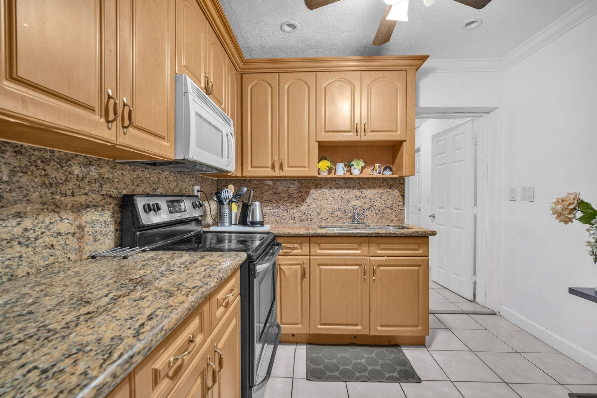 461 NW 17th Place, Fort Lauderdale, FL 33311 Photo