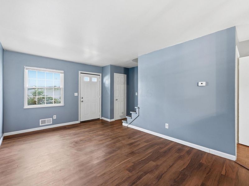5720 Beechcroft Road, Unit H, Columbus, OH 43229 Photo 7