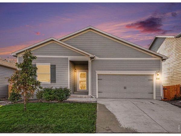 210 N Stewart St, Keenesburg, CO 80643