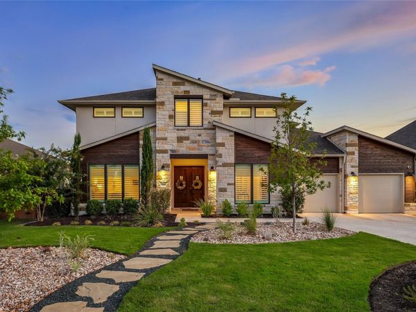509 Crosswater LN, Dripping Springs, TX 78620