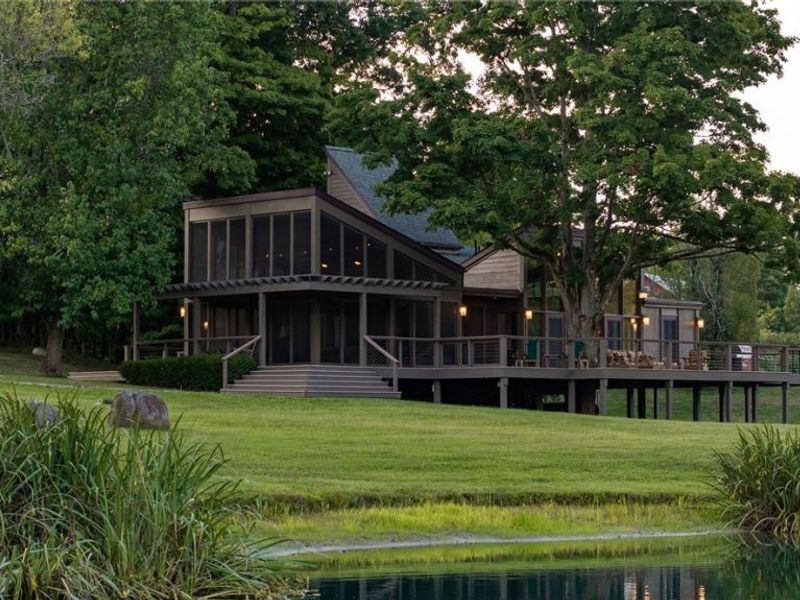 10190 N Girdle Road, Mesopotamia, OH 44062 Photo 3
