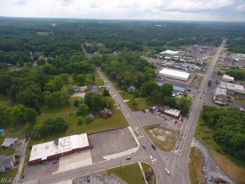 1901 Youngstown Warren Road, Girard, OH 44420 Photo 18