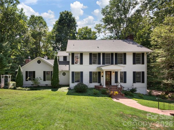 440 Sondley Woods Place, Asheville, NC 28805
