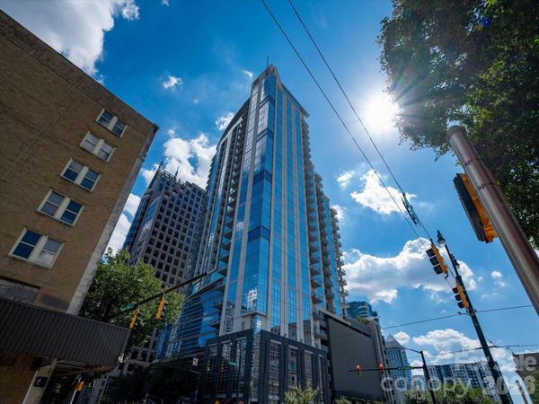 333 W Trade Street, Unit 2005, Charlotte, NC 28202