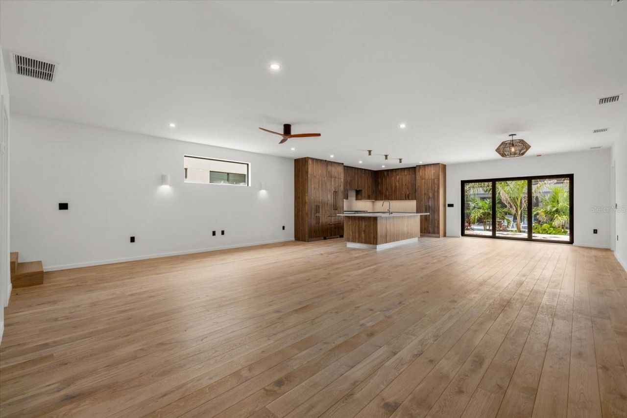 1675 5th Street, Sarasota, FL 34236 Photo