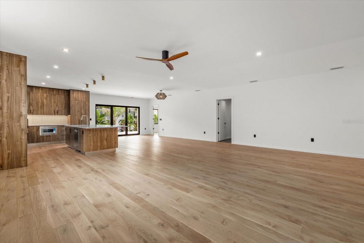1675 5th Street, Sarasota, FL 34236 Photo