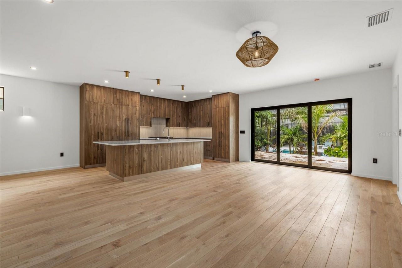1675 5th Street, Sarasota, FL 34236 Photo