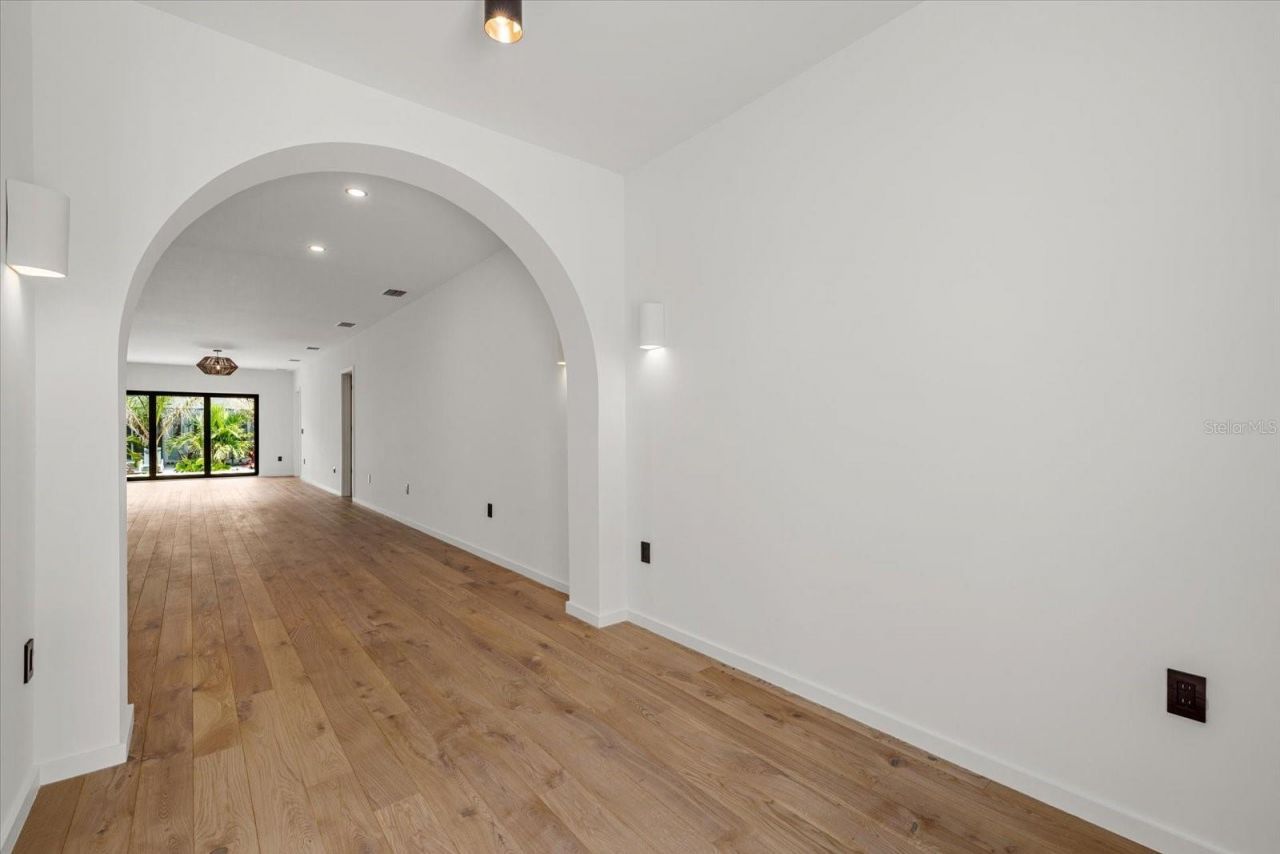 1675 5th Street, Sarasota, FL 34236 Photo
